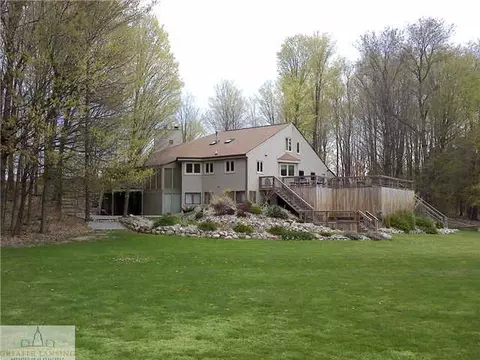 175 Gale, Mason, MI 48854 photo 2