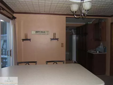 606 E Cass St, Saint Johns, MI 48879 photo 6