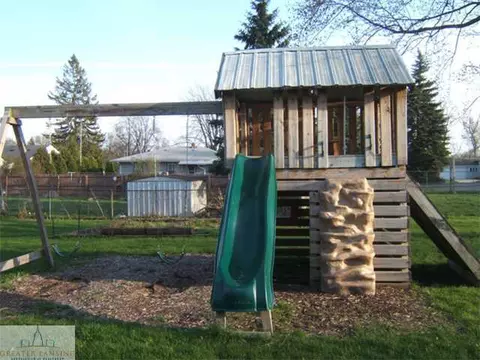 606 E Cass St, Saint Johns, MI 48879 photo 21