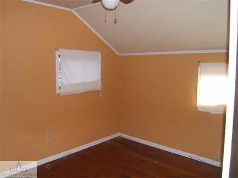 606 E Cass St, Saint Johns, MI 48879 photo 12