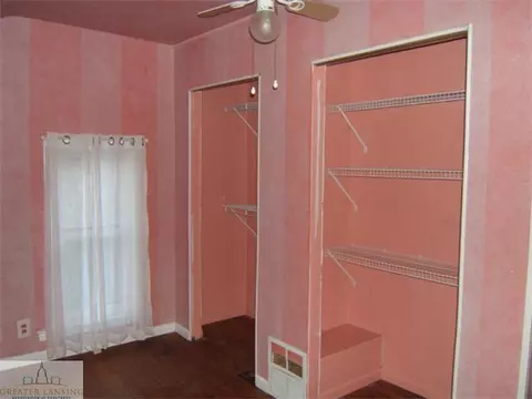 606 E Cass St, Saint Johns, MI 48879 photo 11