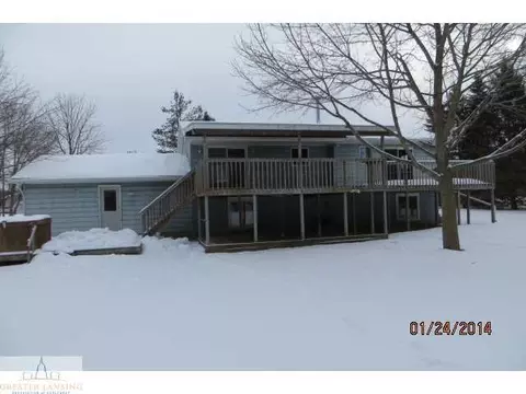11094 Upton Rd, Bath, MI 48808 photo 2