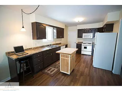 130 E Third, Perry, MI 48872 photo 5