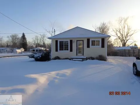1005 Tracy St, Owosso, MI 48867 photo 1