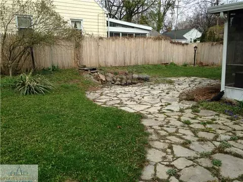 2316 Devonshire, Lansing, MI 48910 photo 11