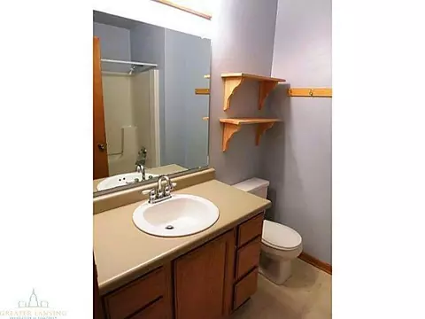 1910 Carson St, Lansing, MI 48911 photo 8
