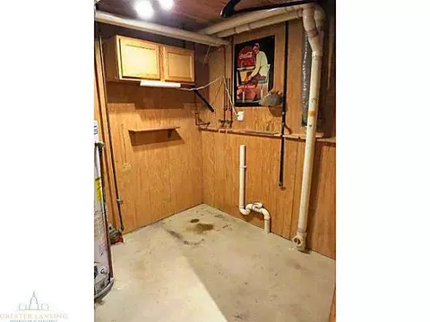 1910 Carson St, Lansing, MI 48911 photo 15