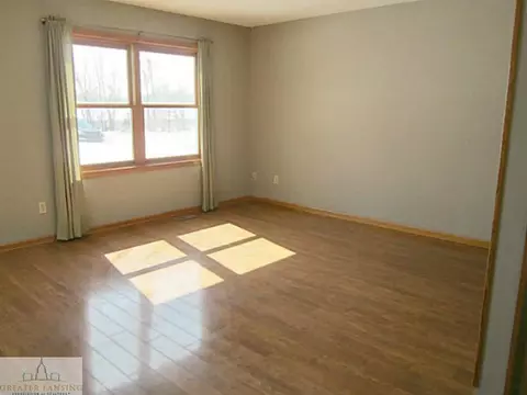 442 Button, Okemos, MI 48864 photo 2