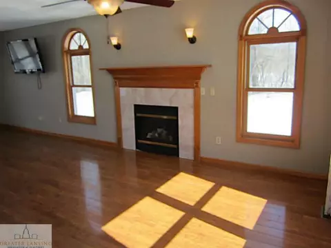 442 Button, Okemos, MI 48864 photo 8
