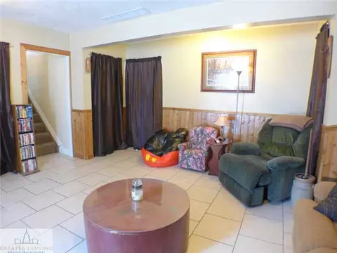 301 Valley Ct, Perry, MI 48872 photo 12