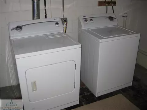 723 Fitting, Lansing, MI 48917 photo 22