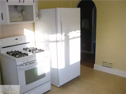 723 Fitting, Lansing, MI 48917 photo 11