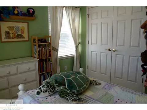 1008 Durango, Lansing, MI 48917 photo 16