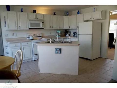 1008 Durango, Lansing, MI 48917 photo 6