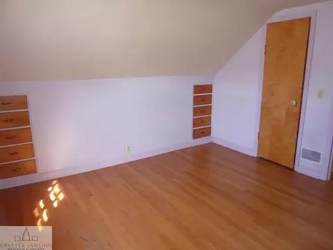 5839 Lake Dr, Haslett, MI 48840 photo 12