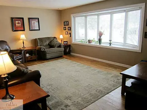 8622 Juniper St, Lansing, MI 48917 photo 3