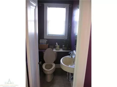 430 Everett, Lansing, MI 48915 photo 16