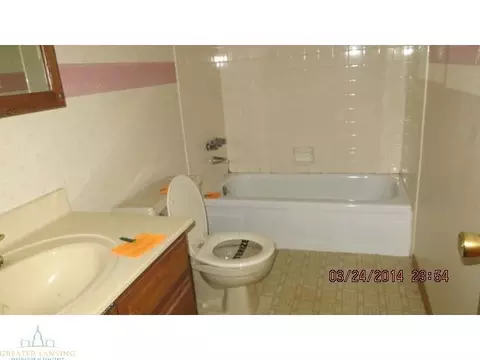 601 Ryan St, Owosso, MI 48867 photo 7