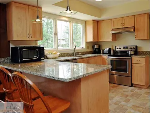 3940 Binghampton Dr, Okemos, MI 48864 photo 10