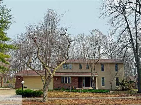 3940 Binghampton Dr, Okemos, MI 48864 photo 1
