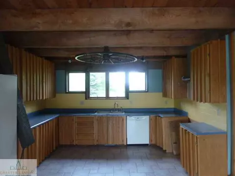 308 Kingman Rd, Mason, MI 48854 photo 2