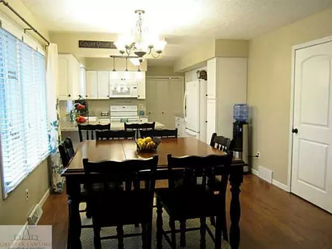 201 Westbrook, Dewitt, MI 48820 photo 5