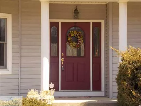 9425 S Wright Rd, Eagle, MI 48822 photo 2