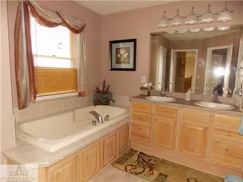 9425 S Wright Rd, Eagle, MI 48822 photo 13