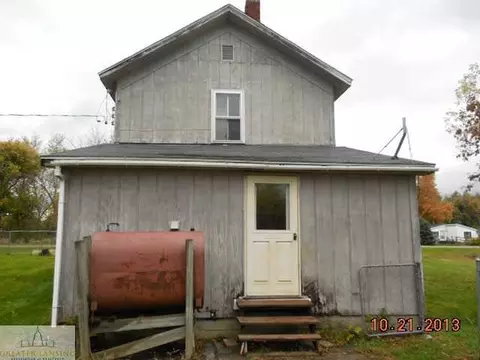 168 E Wilson St, Saint Johns, MI 48879 photo 2