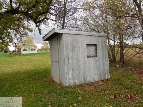 168 E Wilson St, Saint Johns, MI 48879 photo 3