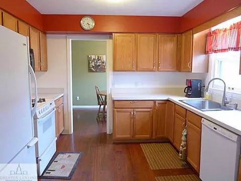 1102 Woodside, Haslett, MI 48840 photo 5