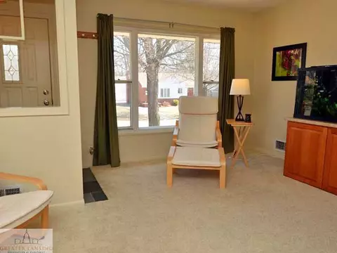 2203 Barstow Rd, Lansing, MI 48906 photo 5