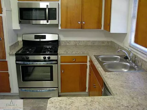 4701 Devonshire Ave, Lansing, MI 48910 photo 8