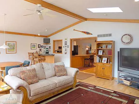 8175 Hunter Rd, Bath, MI 48808 photo 4