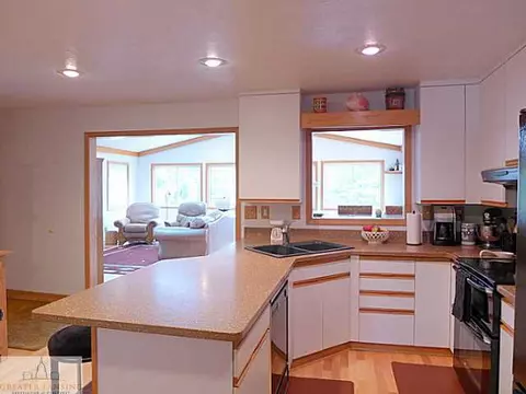 8175 Hunter Rd, Bath, MI 48808 photo 16