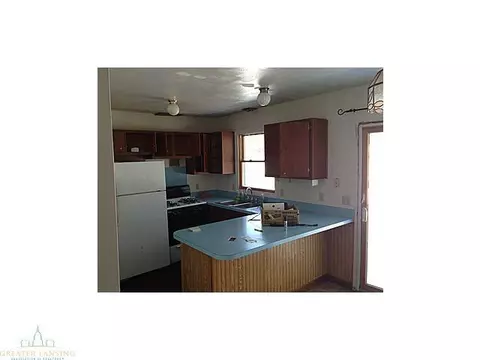 535 Haslett, Williamston, MI 48895 photo 8