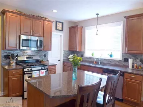 4255 Lavender Ln, Dewitt, MI 48820 photo 7