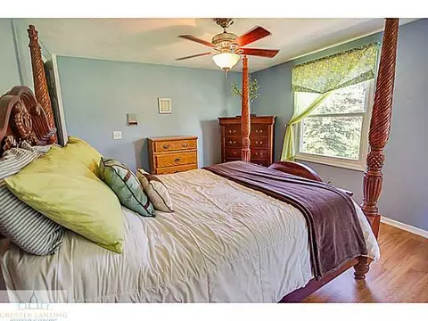 1112 Haslett Rd, Haslett, MI 48840 photo 10