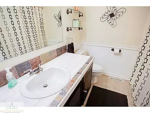 1112 Haslett Rd, Haslett, MI 48840 photo 12
