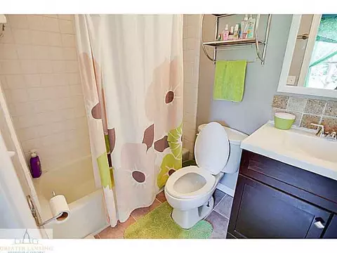 1112 Haslett Rd, Haslett, MI 48840 photo 11