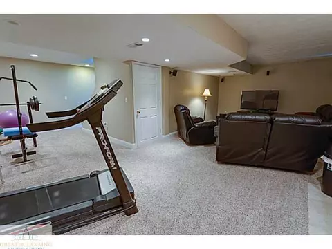 10719 W Howe Rd, Eagle, MI 48822 photo 15