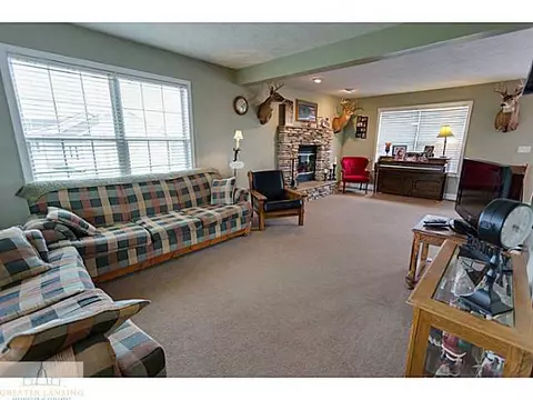 10719 W Howe Rd, Eagle, MI 48822 photo 2