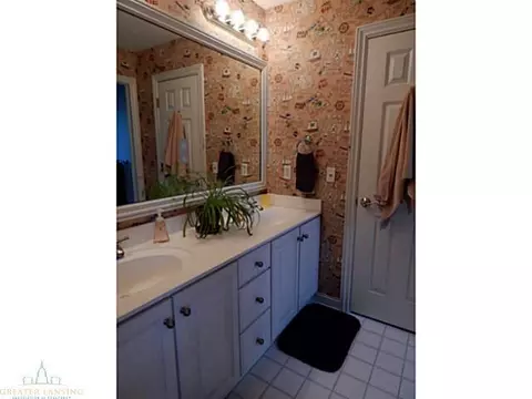 2005 Timberview, Okemos, MI 48864 photo 18