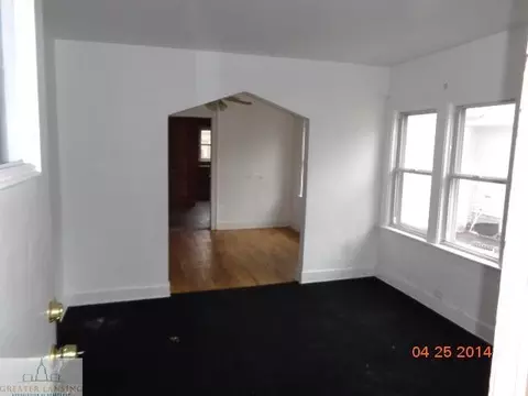 1028 E Hazel St, Lansing, MI 48912 photo 6