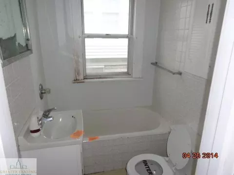 1028 E Hazel St, Lansing, MI 48912 photo 11