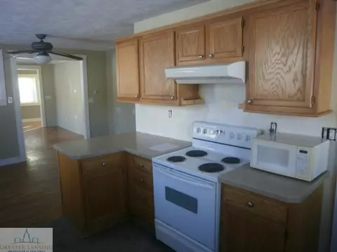628 Williams St, Williamston, MI 48895 photo 8