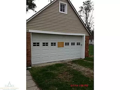 628 Williams St, Williamston, MI 48895 photo 3