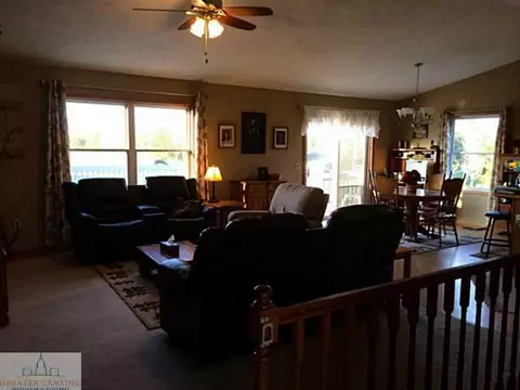 6570 Lowe St, Saint Johns, MI 48879 photo 5