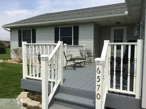 6570 Lowe St, Saint Johns, MI 48879 photo 2
