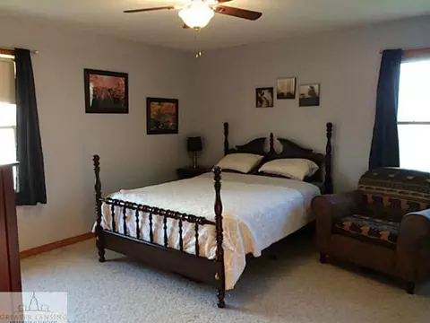 6570 Lowe St, Saint Johns, MI 48879 photo 10